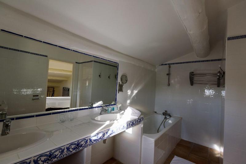 Hotel Belesso Фонвией Екстериор снимка
