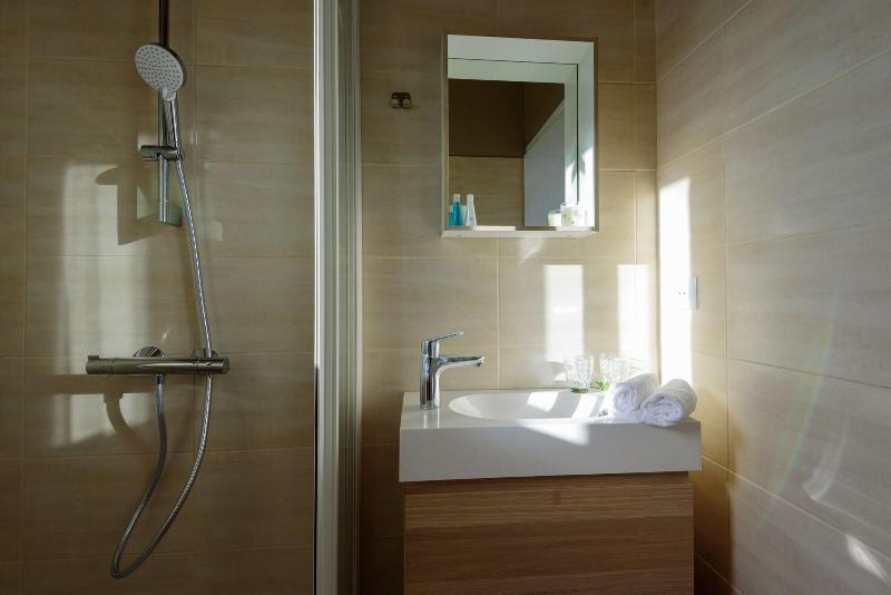 Hotel Belesso Фонвией Екстериор снимка